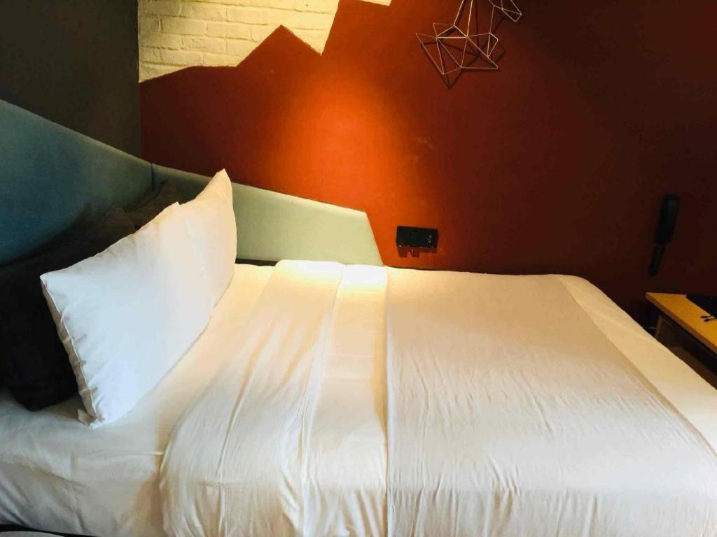 Yunik-shanghai Zhongshan Park Yan'an Xi Road Hotel 3*