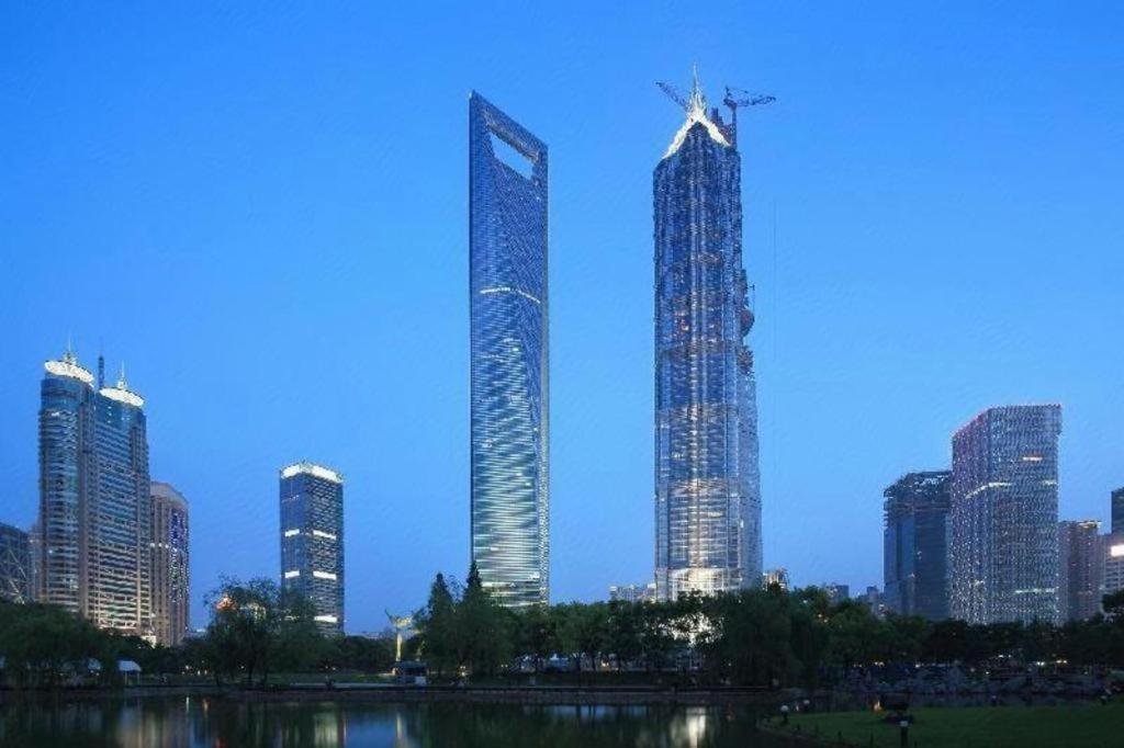 Yunik-shanghai Zhongshan Park Yan'an Xi Road 3*